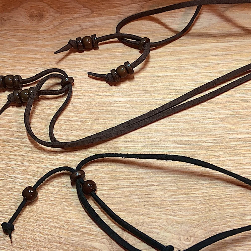 Reading Glasses Holders Necklace Leather & Resin Necklaces Lot of 3 Unisex.